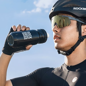 Rockbros 600 ml pyöräilypullo – musta