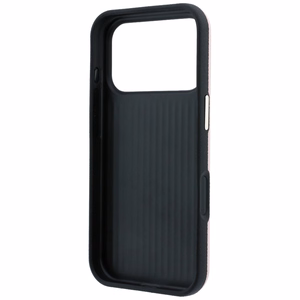 Guess Grained & Big Resin Logo -suojakuori iPhone 18 Pro / 17 Pro – vaaleanpunainen