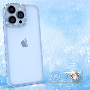 Kingxbar Sparkle sarjan tapauksessa iPhone 13 Pro Max kristallit takaisin kansi sininen