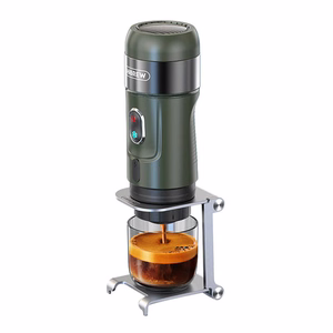 Kannettava 3-in-1 kahvinkeitin kotelolla HiBREW H4B_GN