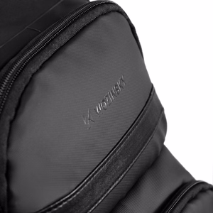 Wozinsky WPW-20L -matkareppu kannettavan tietokoneen taskulla 40x20x25 cm käsimatkatavarana - musta