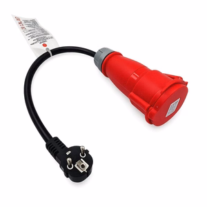 Adapteri Reach CEE 16A 400 V - 220 V Schuko