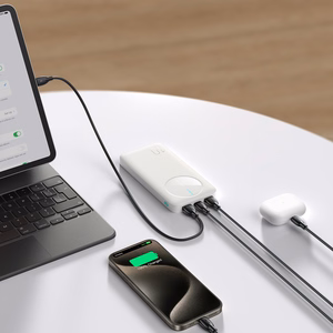 Powerbank Joyroom JR-PBF12 10000mAh 2.4A 2x USB-A 1x USB-C - valkoinen