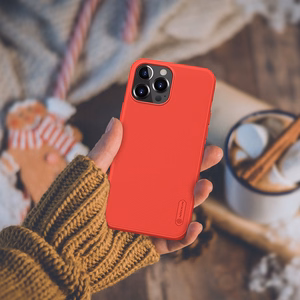 Nillkin Super Frosted Shield Pro suojakuori laitteelle iPhone 13 Pro Max, kestävä, punainen