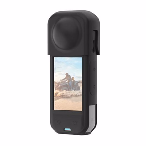 PULUZ silikonisuojakuori linssisuojalla Insta360 X5 -kameralle (musta)