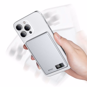 BWOO alumiini Magneettinen varavirtalähde P75 PD 20W 5000 mAh digitaalinäytöllä ja USB-C-portilla hopeinen