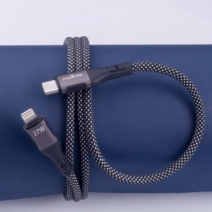 Maxlife MXUC-11 magnetic cable USB-C - Lightning 1,0 m 27W black nylon