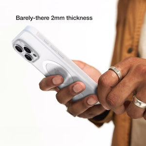 Incase Slim Case -suojakuori MagSafe-tuella iPhone 16 Pro -puhelimelle, läpinäkyvä