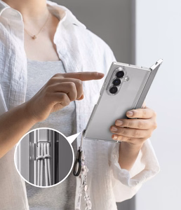 Ringke Fusion -suojakuori mallille Samsung Galaxy Z Fold 8 Ultra – läpinäkyvä