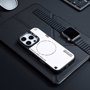 Benks Dynamic Minimalist suojakuori iPhone 16 Pro:lle valkoinen