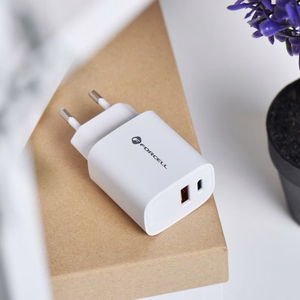 Puhelimen laturi Forcell F-Energy USB C + USB A QC4.0 PD 3A 30W TFK-TC-30WPD valkoinen