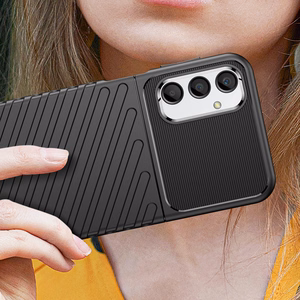 Thunder Case -silikoninen panssarisuojakuori Samsung Galaxy A24 4G:lle musta