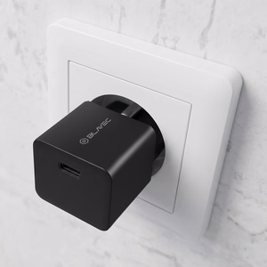 Blavec seinälaturi BC-10 – Type C – PD 25W 3A, mukana Type C–Type C -kaapeli (TCBC10-CB253A), musta