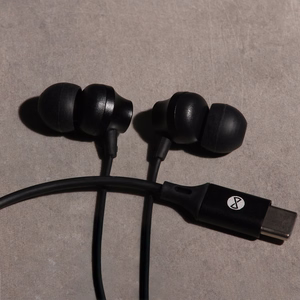 Forever langalliset kuulokkeet EP-02 USB-C, mustat