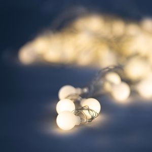 Valoketju aurinko LED FROSTED BALLS SFB61 6,5m 30 palloa lämmin valkoinen Forever Light