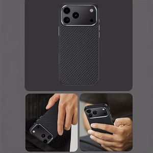 Benks Magnetic Armor Pro 600D -kevlar-kuori metallikehyksellä (C.K.FL.AP.BK.BA72) iPhone 18 Pro / 17 Pro -puhelimiin, musta