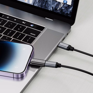 Tech-Protect UltraBoost Lightning (uros) / USB-C (naaras) sovitin - musta