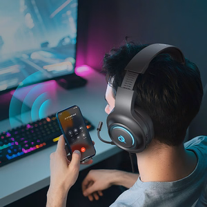 QCY Heroad V200 Tri-Mode Gaming-Kuulokkeet 7.1 Äänellä, 240h Akulla ja Irrotettavalla Mikrofonilla - Musta