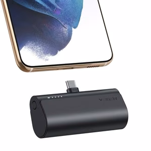 Ulkoinen akku Veger PlugOn (W0556/V0556) PD QC3.0 3A 20W 5000 mAh sisäänrakennetulla Type C -liittimellä musta