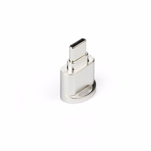 Kortinlukija MicroSD Type C:lle hopeinen