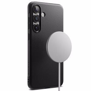 Ringke Onyx MagSafe Suojakuori Samsung Galaxy S25+:lle - musta