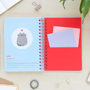 Pusheen Purrfect Love -viikkokalenteri 2023/2024, 14,8 × 21 cm
