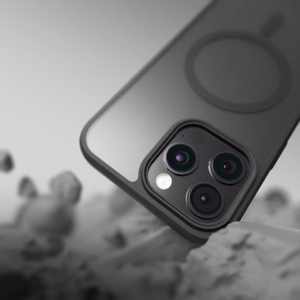 Etteri Matt Mag Suojakuori iPhone 17 -puhelimelle musta