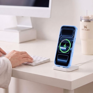 Tech-Protect MagPeak MagSafe CC suojakuori mallille iPhone 18 Pro / 17 Pro – läpinäkyvä sininen