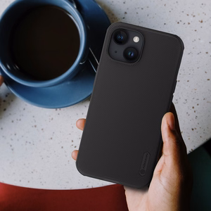 Nillkin Super Frosted Shield Pro -suojakuori iPhone 15 Plus:lle - musta