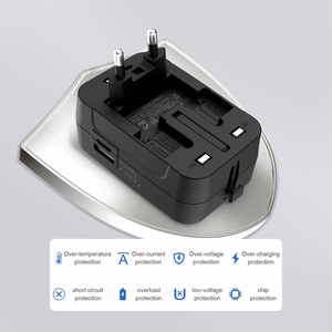 TECH-PROTECT TA300 matka-adapteri EU / UK / US / AU musta