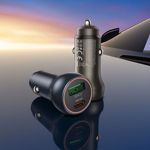 Borofone BZ32B Fresh -autolaturi - USB + Type C - QC 3.0 PD 48W, harmaa