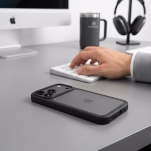 Tech-Protect Magmat CC suojakuori malleille iPhone 18 Pro Max / 17 Pro Max, mattamusta