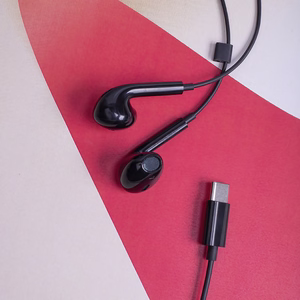 Maxlife langalliset kuulokkeet MXEP-04 USB-C musta