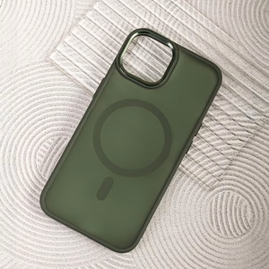 Phone Case "Frozen Mag" for Apple iPhone 16 Green
