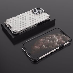 Tel Protect Honey Armor iPhone 13 Pro:lle läpinäkyvä