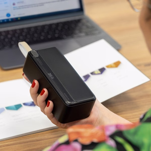 Kruger&Matz 40000 mAh Li-ion -varavirtalähde QC- ja PD-tuella