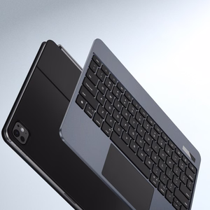 Dux Ducis MK -sarjan näppäimistökotelo iPad Pro 13" (2024) -mallille, musta
