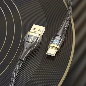 Hoco USB-A - USB-C -kaapeli 2,4A 1,2 m U121 - musta/läpinäkyvä