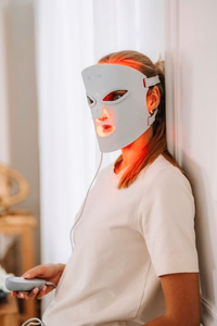 Beautifly AuraSkin Pro LED-valohoitonaamio kasvoille