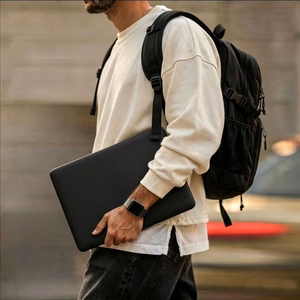 Tech-Protect Softshell -suojakuori MacBook Air 15 2023 / 2024 / 2025 / 2026 -malleille, mattamusta