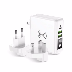 Monitoimilaturi Forcell F-Energy 4in1 2 x USB A + USB C 15W + Varavirtalähde 8000mAh + langaton lataus valkoinen