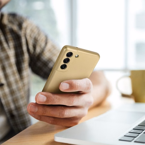 Suojakuori Samsung A37 5G:lle metallinen kultainen