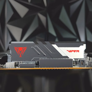 Patriot Viper Venom AMD DDR5 -keskusmuisti, 32 GB (2 × 16 GB), 6000 MHz, CL28, EXPO, VV532G60C28AK