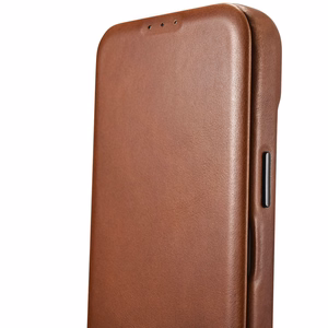iCarer CE Öljyvaha Premium Nahka Folio Case iPhone 14 Plus magneettinen flip tapauksessa MagSafe ruskea (AKI14220707-BN)