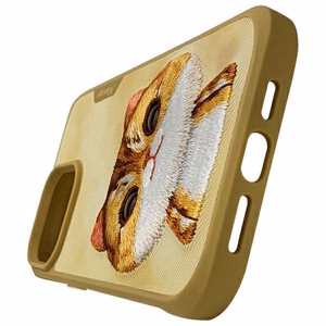 NIMMY Suojakuori BIG EYED PET 2.0 Kissa iPhone 15 Pro:lle khaki