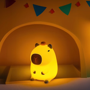 LED yövalo FRIENDLY CAPYBARA FNL-12 Forever Light
