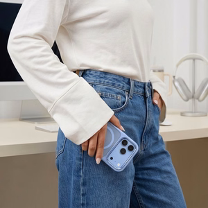 Tech-Protect Magmat MagSafe CC -suojakuori laitteelle iPhone 17 Pro / 18 Pro – läpinäkyvä vaaleansininen