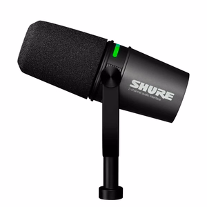 Shure MV7i – älymikrofoni sisäänrakennetulla ääniliitännällä