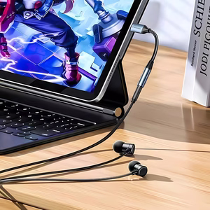 Wozinsky WACM-01 USB-C Sovitin - 3.5mm Mini Jack - Musta
