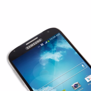 Moshi iVisor XT reusable full-face screen-protector film for Samsung Galaxy S4, black frame